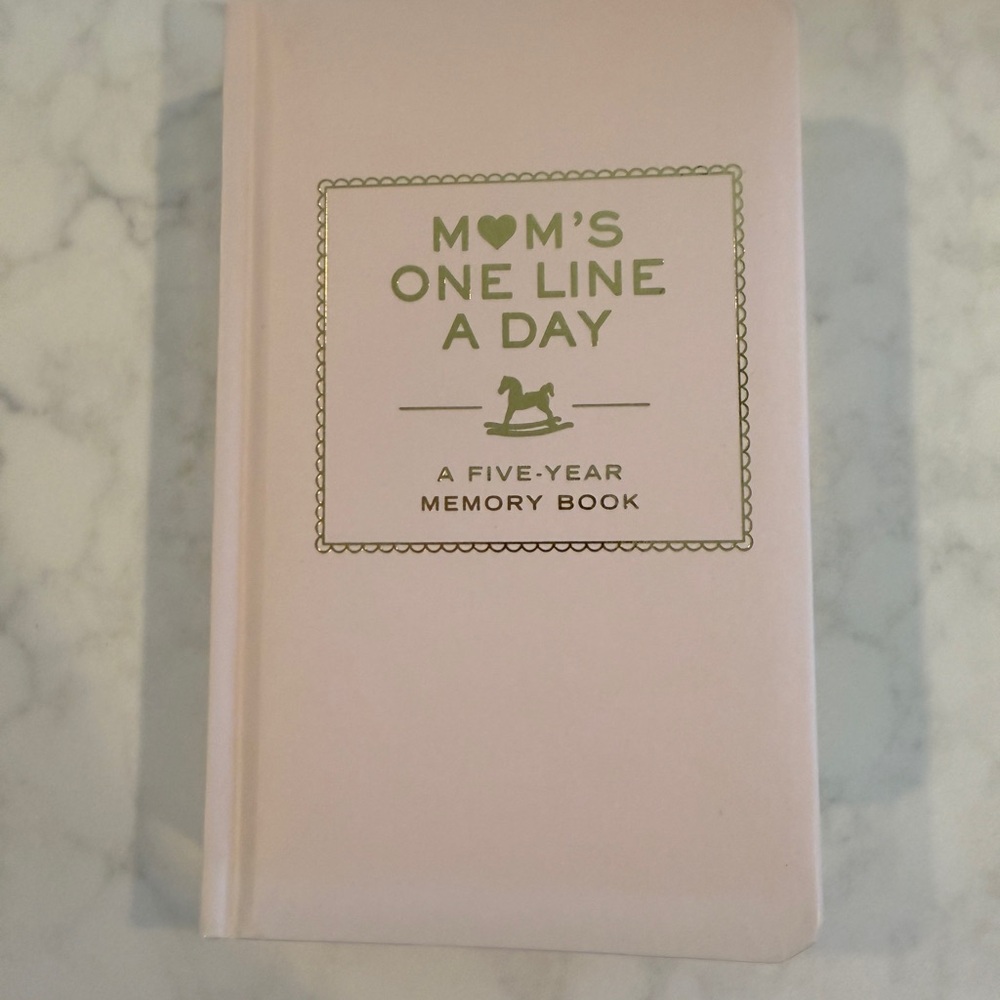 Mom's One Line a Day Pink Memory Book